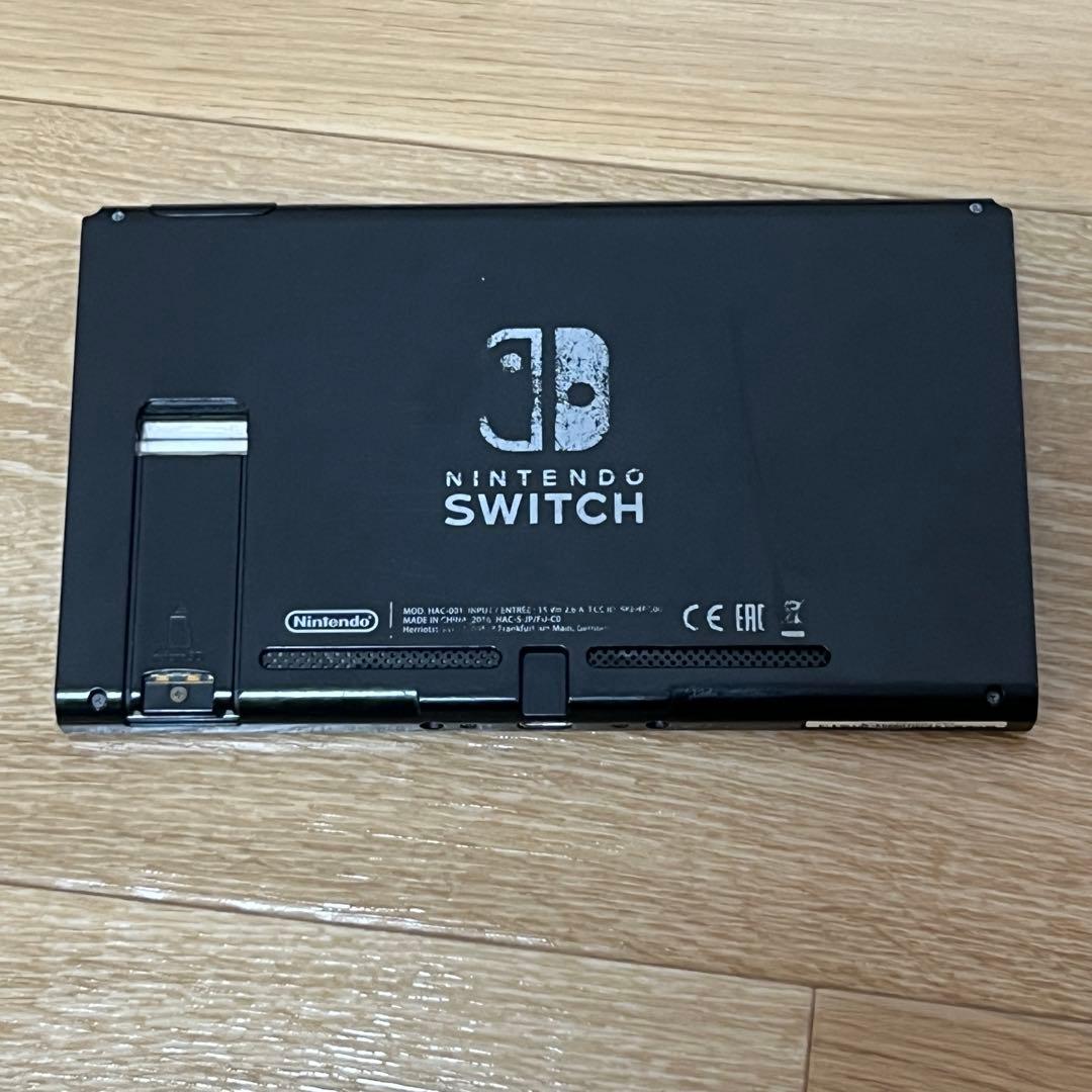 ま*ん様 【本体ジャンク】Nintendo Switch + ジョイコン 複数ま