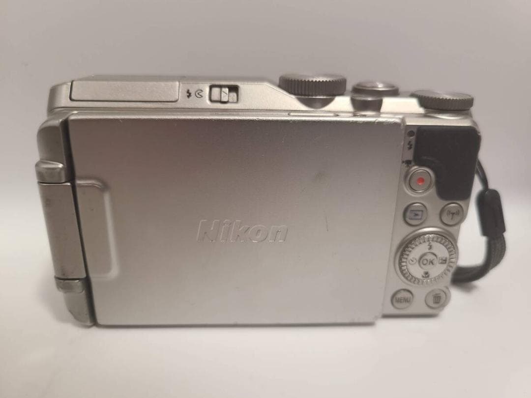 へ*可様 NIKON ニコン COOLPIX S9900 シルバー