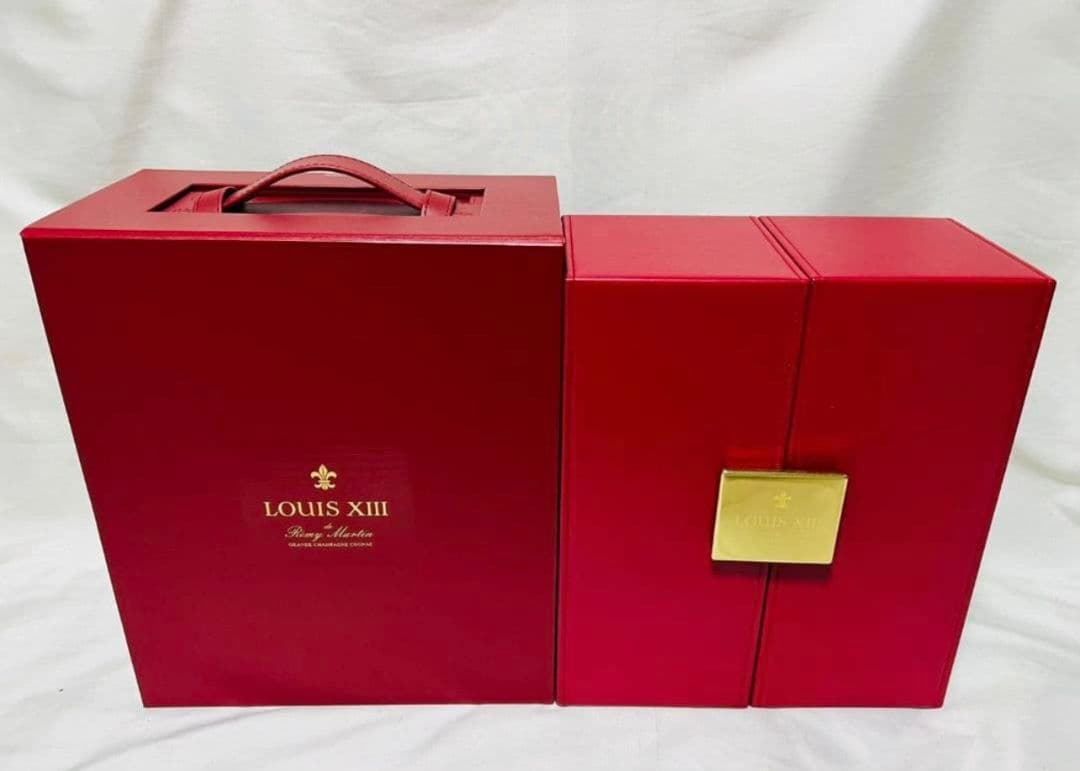 レミーマルタン ルイ13世 バカラ　替栓・冊子・観音開き化粧箱・外箱付！未開封