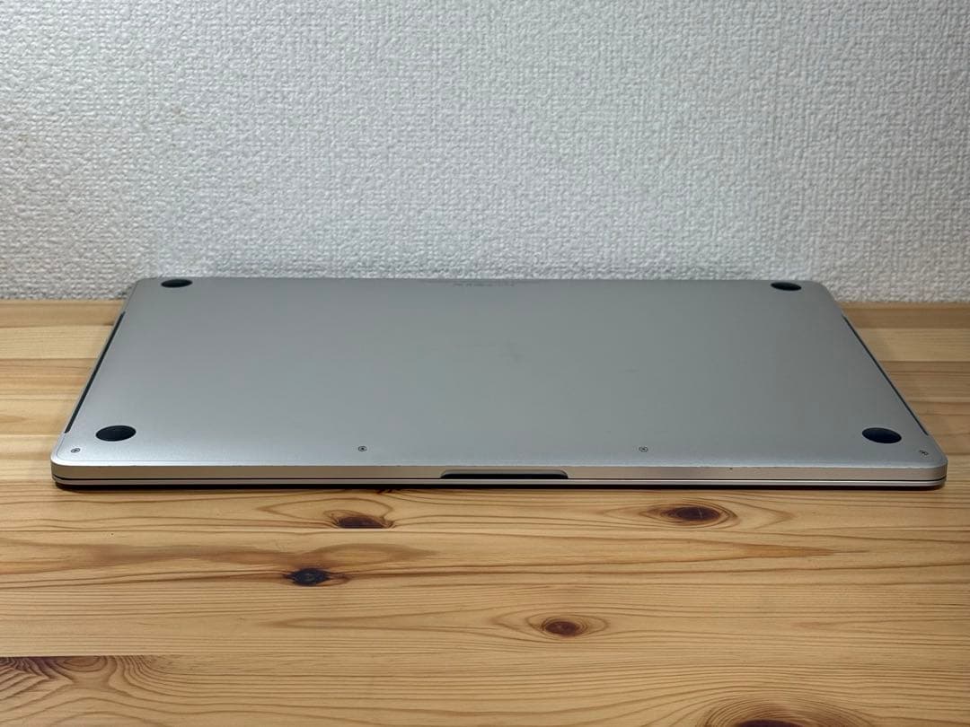 MacBook本体 MacBook Pro 15 2016 Touch Bar i7/16/500