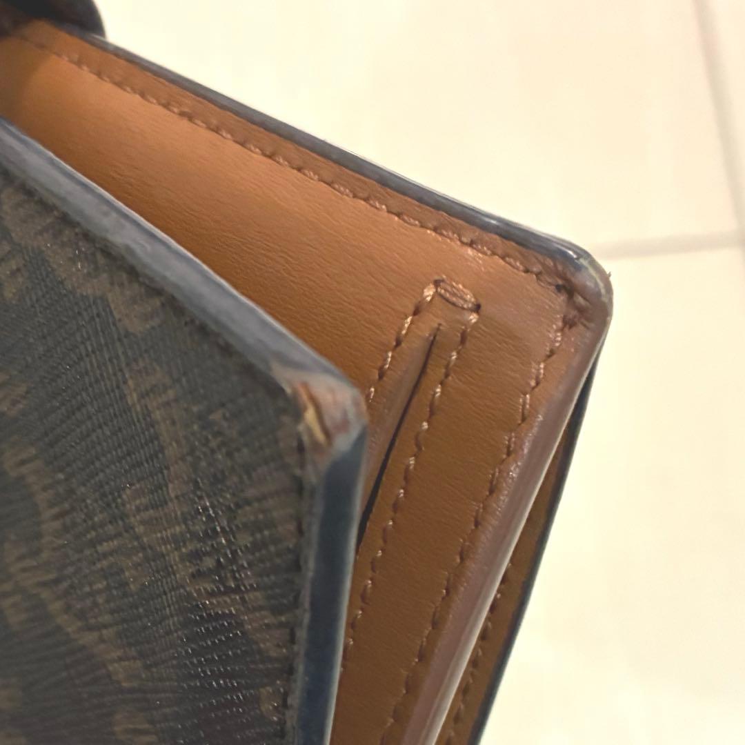CELINE セリーヌ　トリオンフ　二つ折り財布 ダークブラウン