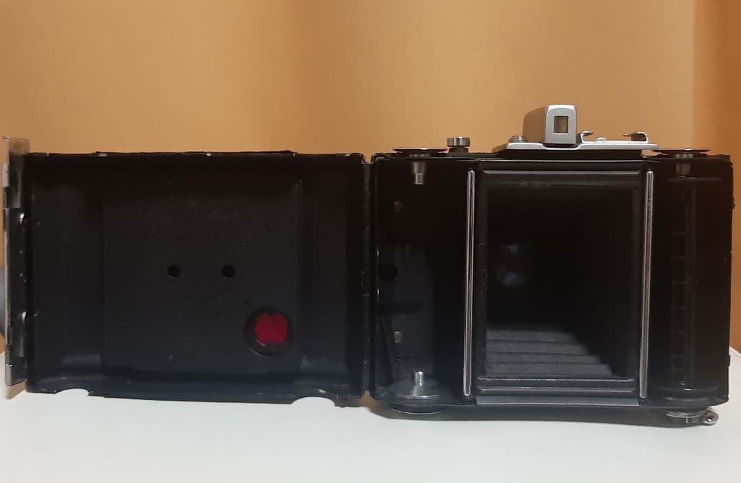 Nitto Kominar 1:3.5 f/7.5 折りたたみ式カメラ