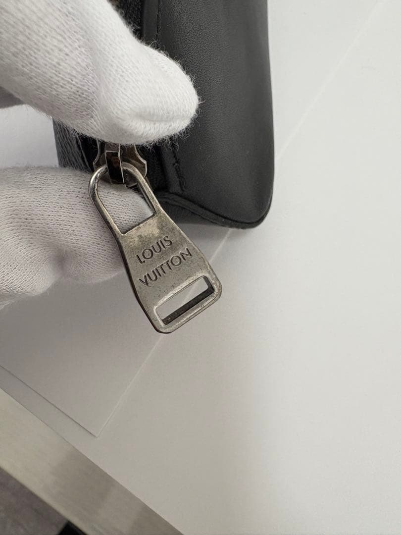 ルイ・ヴィトン　モノグラム　エクリプス　トゥルース　エリザベット　ペンケース