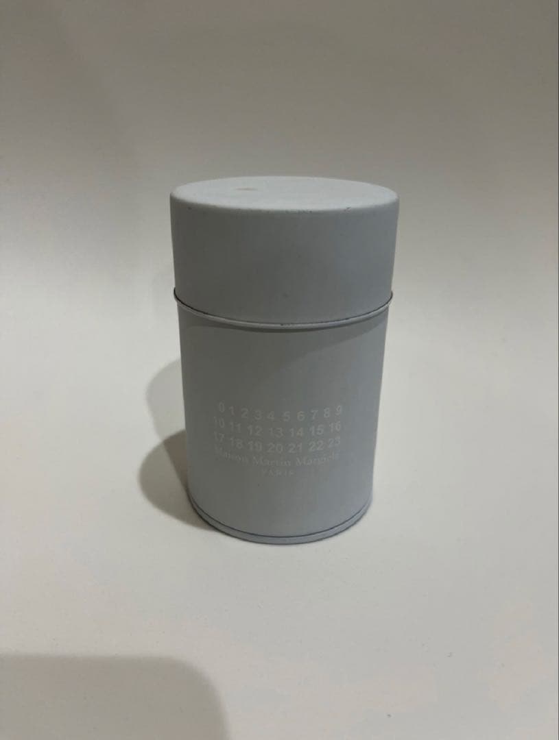 マルジェラ　茶筒