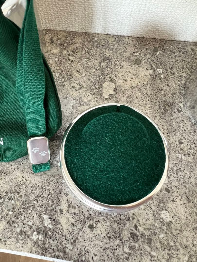 ブシュロン　ネックレスケース空箱、巾着（チャーム付き）