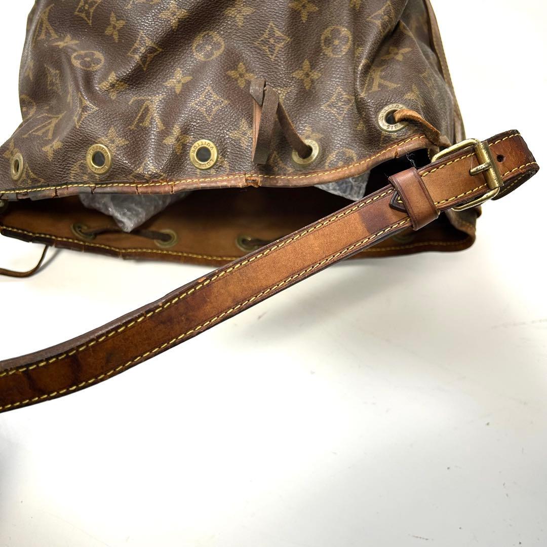 ルイヴィトン　モノグラム　バケット　ショルダーバッグ