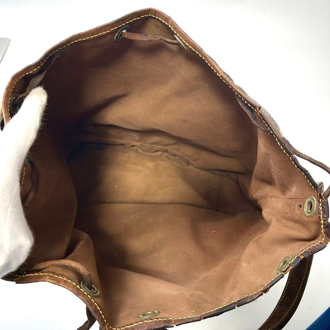 ルイヴィトン　モノグラム　バケット　ショルダーバッグ