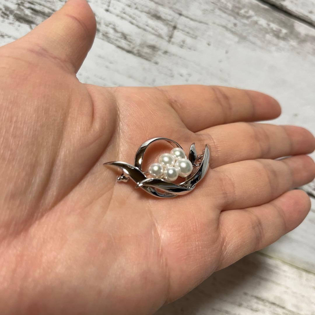 極美品　MIKIMOTO ミキモト　アコヤ真珠　パール　ブローチ　リーフ