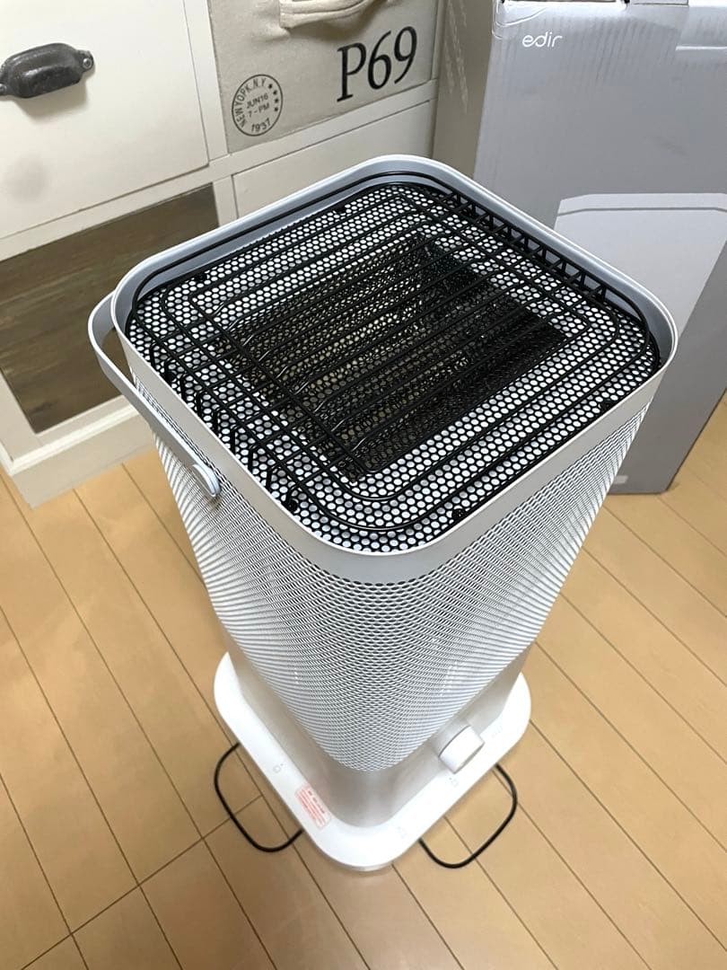 新品未使用品　エディル　25年度製　5面カーボンヒーター　速暖