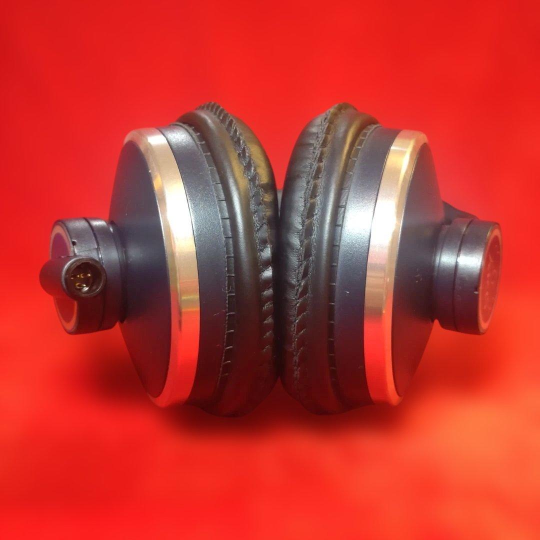 【特価】AKGプロフェッショナル密閉型スタジオヘッドホンK271 MK II