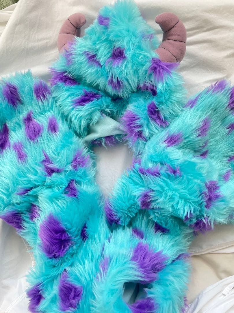 ディズニー モンスターズインク サリー マフラーキャップ