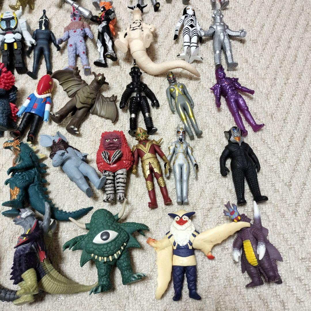 d*3様 ウルトラマンシリーズ 怪獣フィギュアセット 約50体