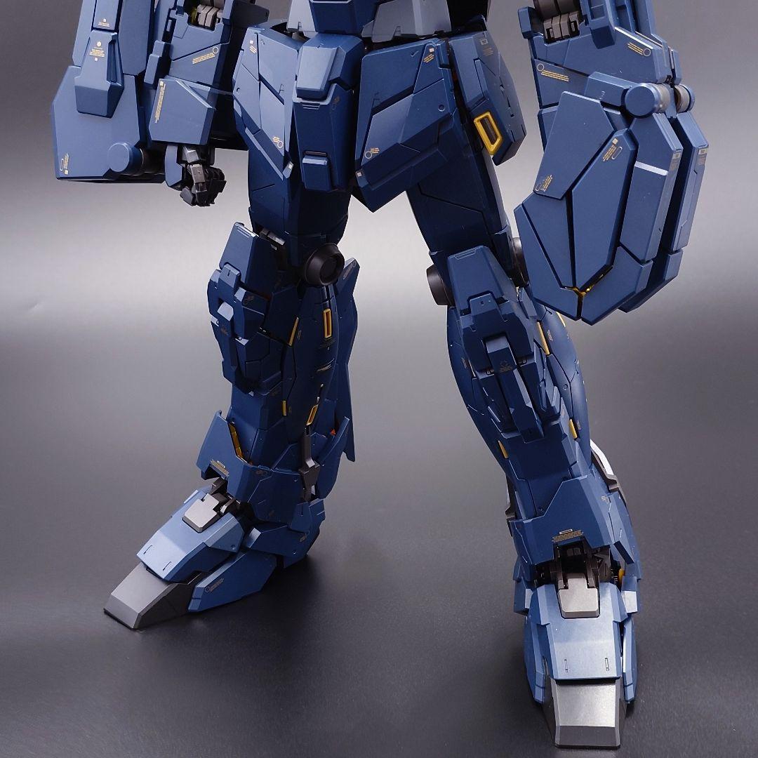 PG 1/60　バンシィ・ノルン　ガンプラ　部分塗装完成品
