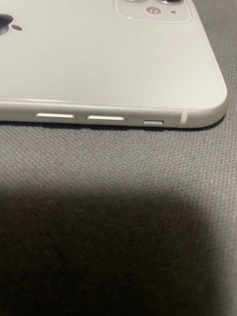 iPhone11 64G simフリー