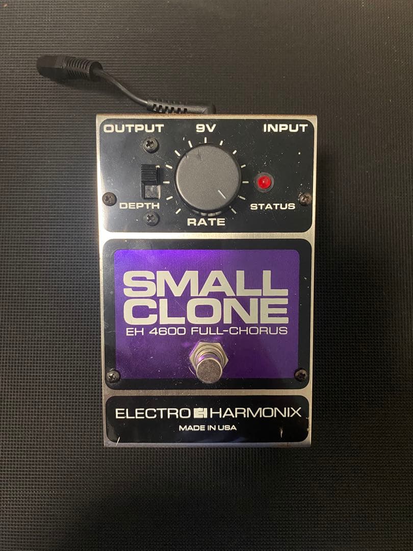 Electro-Harmonix Small Clone 変換アダプタ付き