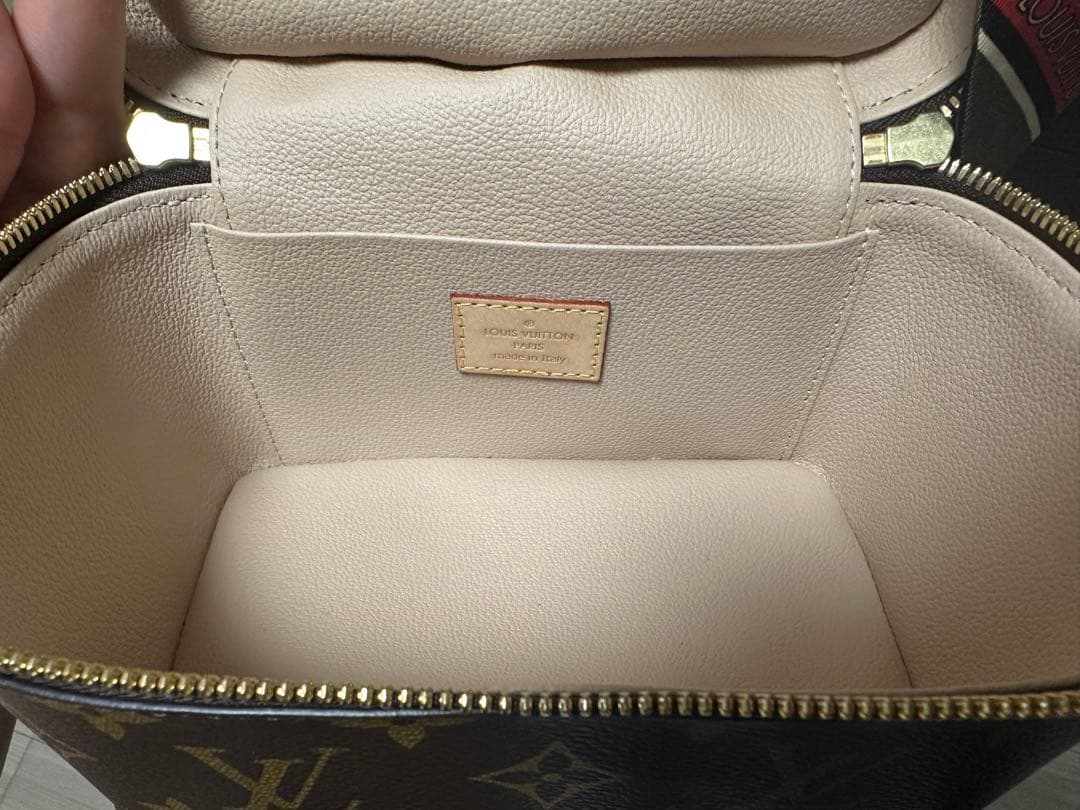 Louis Vuitton ニース・ミニ スカーフ付き