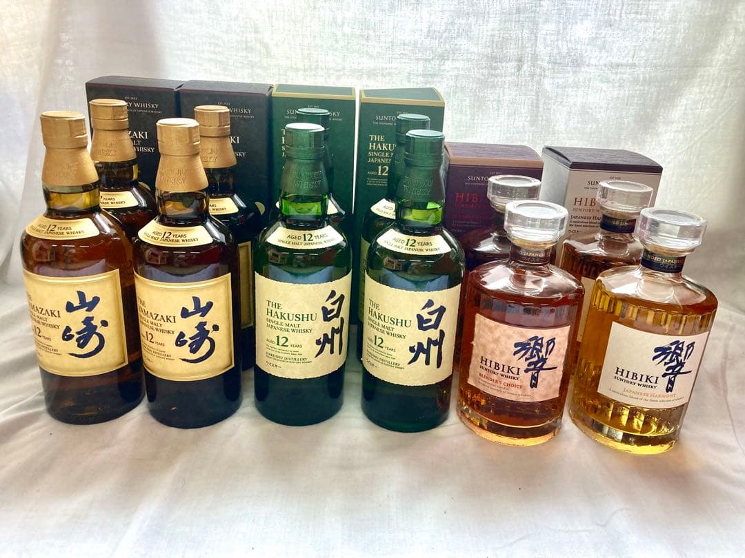 日曜日まで特価　正規ルート品サントリー白州１２年700ml箱付き 1本最新シール