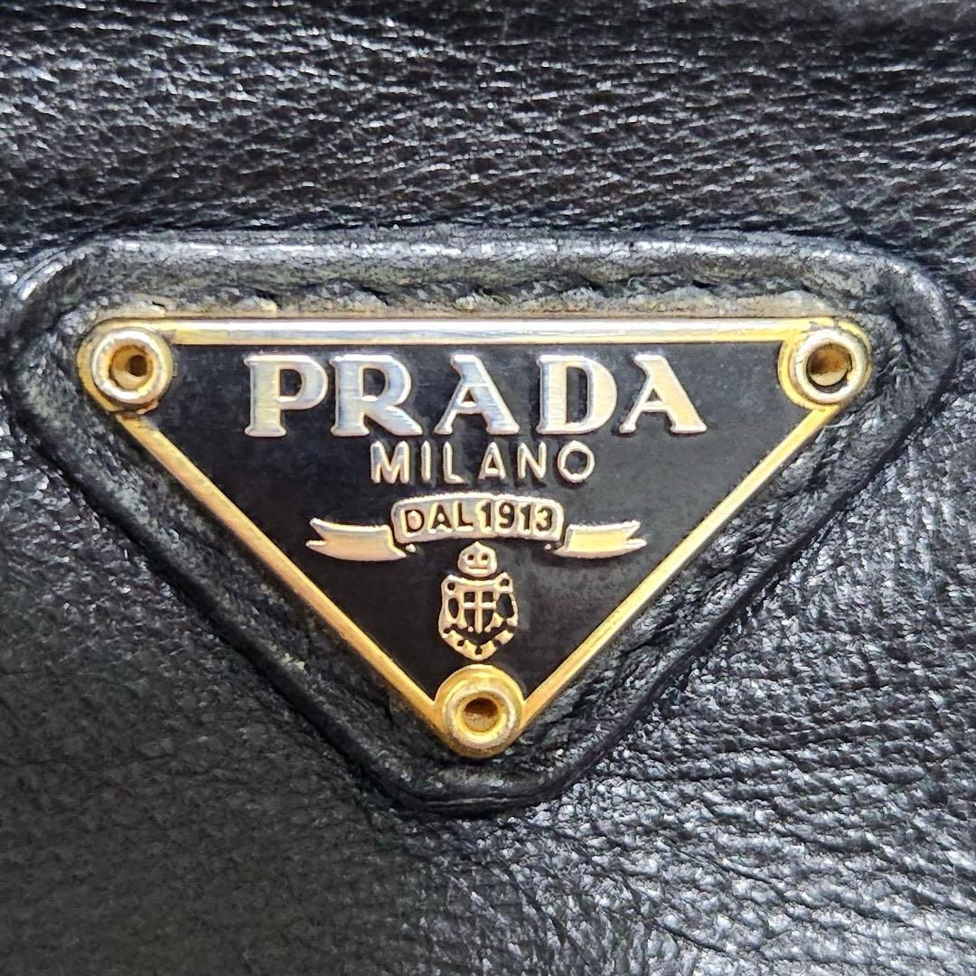 ✨希少✨プラダ　ケース　がま口　小銭入れ　三角ロゴ　ミニポーチ