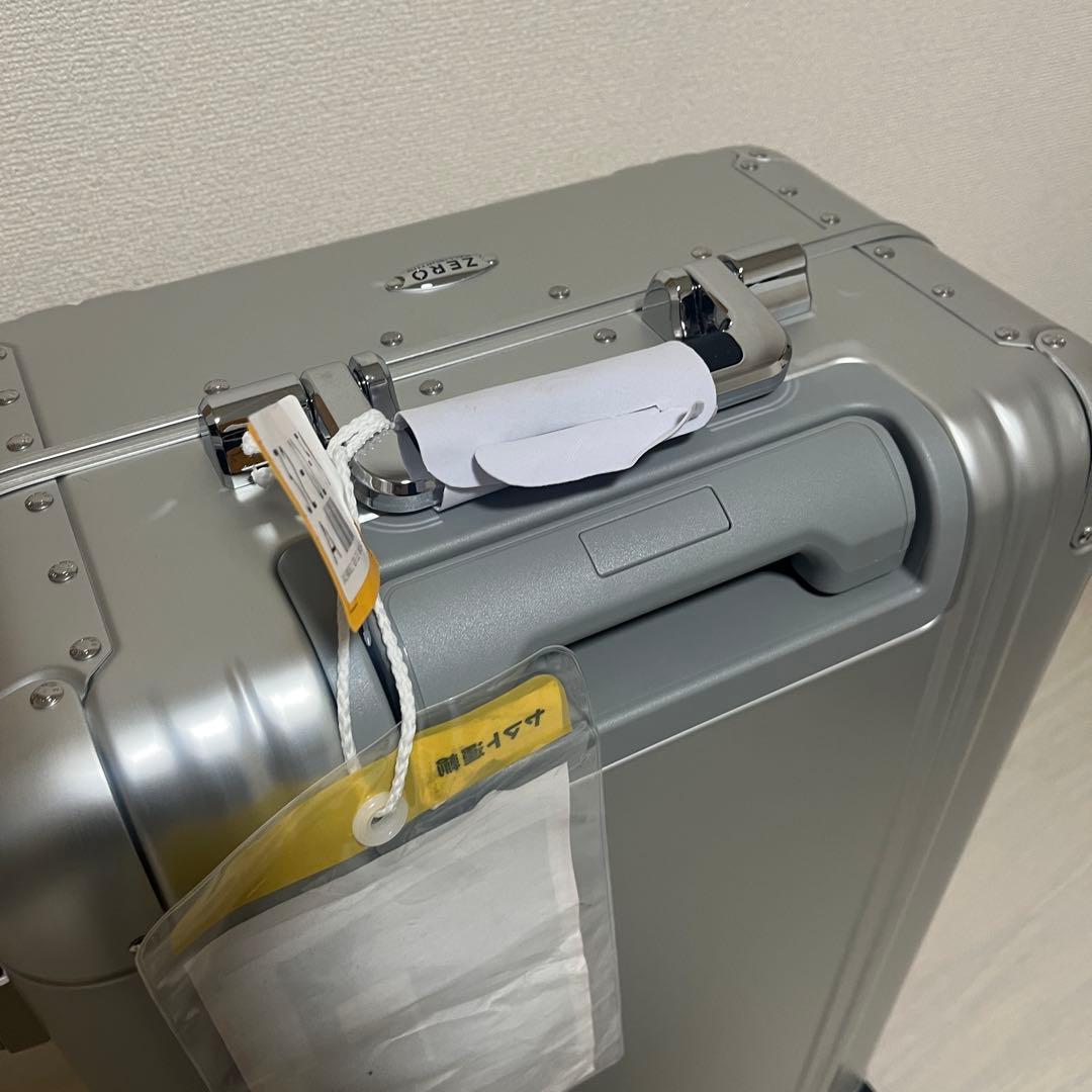 バッグ ZOROHALLIBURTON Classic Aluminum 3.0 59L