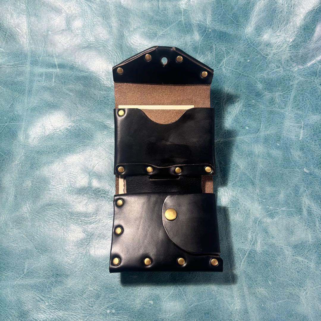 コンパクト　革　財布　クロムエクセル　レザー　黒色　ギボシ　真鍮　ハンドメイド