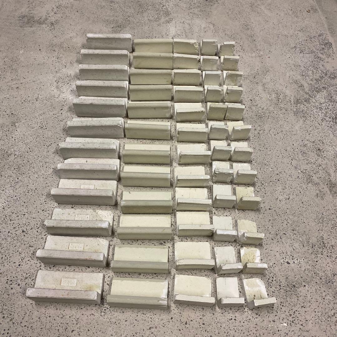 【中古】陶芸用具支柱ツク③h11.5•9.9•6.6各12個・h3.8•24個