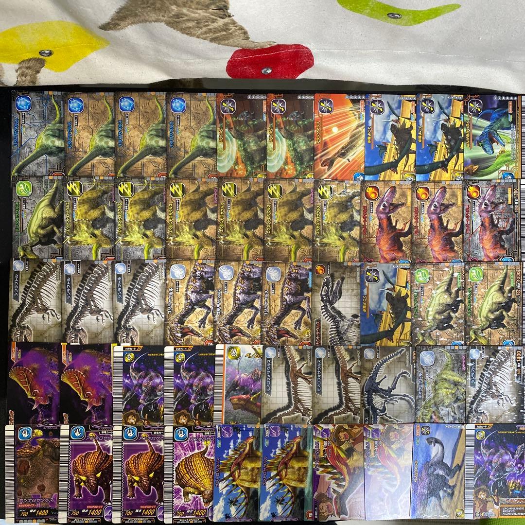 【B144】恐竜キング　カード　808枚　大量まとめ売り