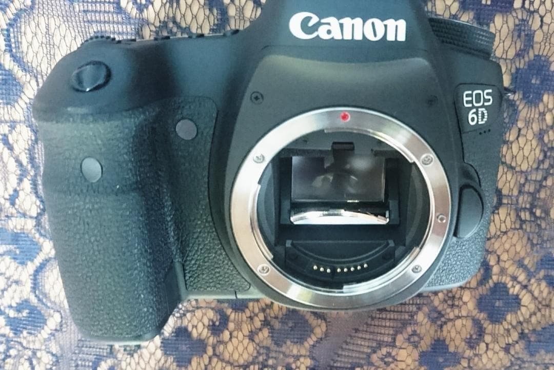 Canon EOS 6D ボディ