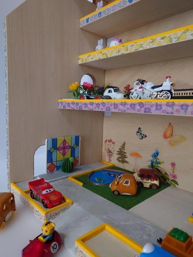 トミカ木製手作り駐車場（スモ－ルイエロ－）SY02