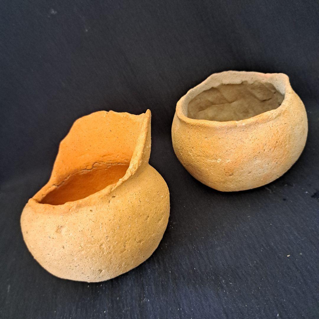 「弥生土器に花を活ける①」 弥生種壺-祭器(直径8.5cm) 2客セット 骨董ア