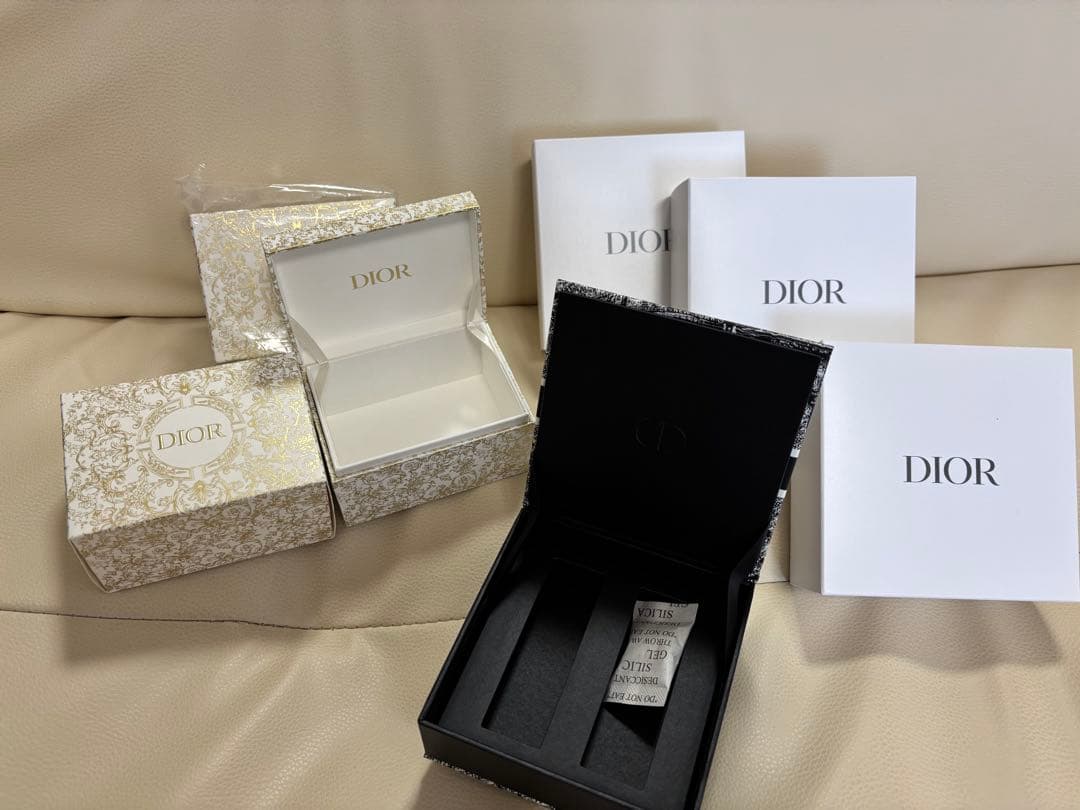 最終価格4/13(日)20:00までdior ノベルティ 纏めて出品　57品✨