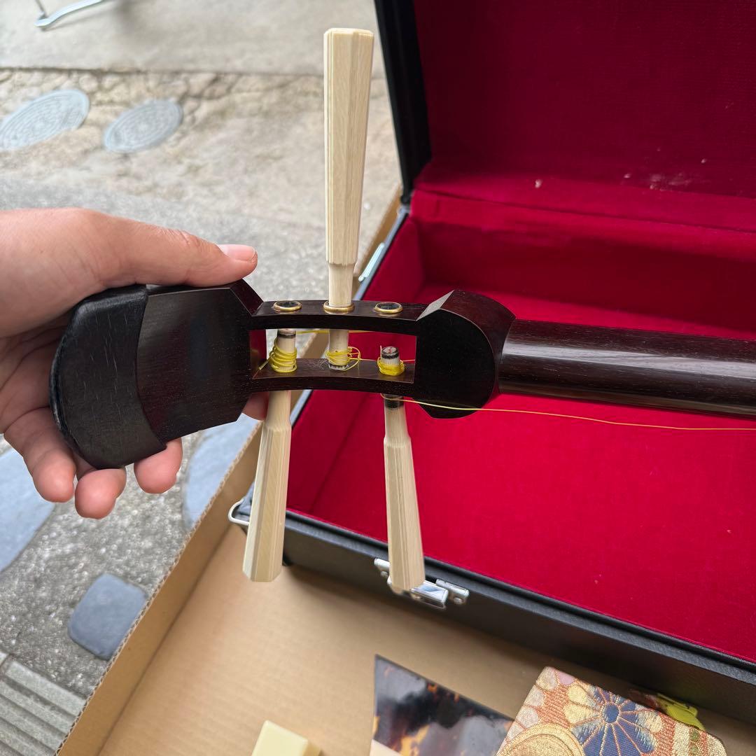 三味線　バチ　三絃駒　ハードケース 　和楽器　弦楽器