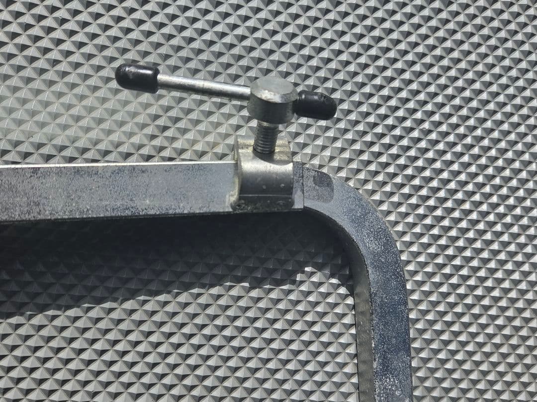 トリミングテーブル。ブランドはPETECHです。.