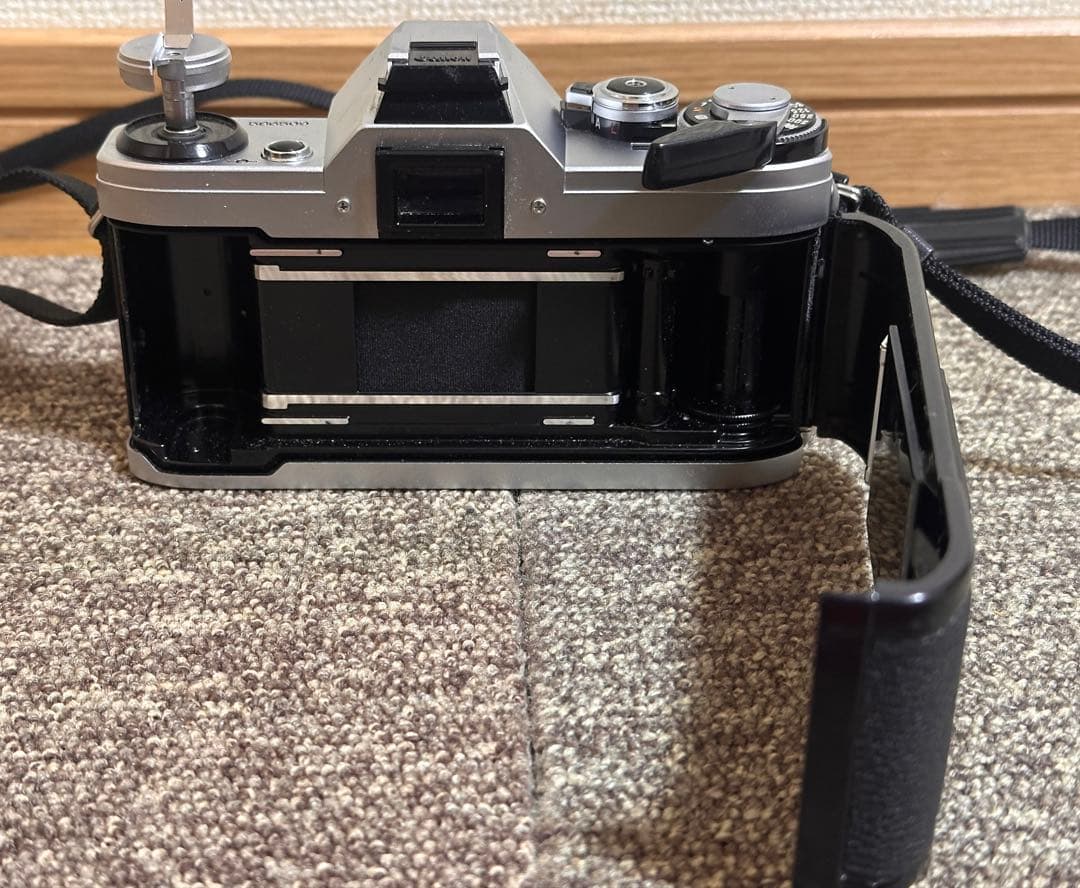 Canon キャノン　レンス　カメラ　AE-1