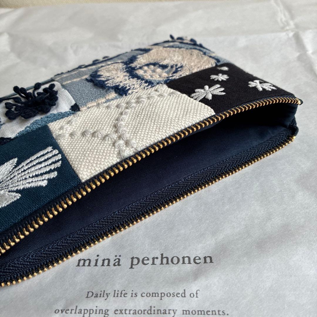 ミナペルホネン 生地使用　wind flower パッチワークフラットポーチ
