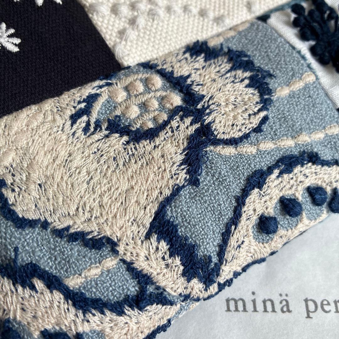 ミナペルホネン 生地使用　wind flower パッチワークフラットポーチ