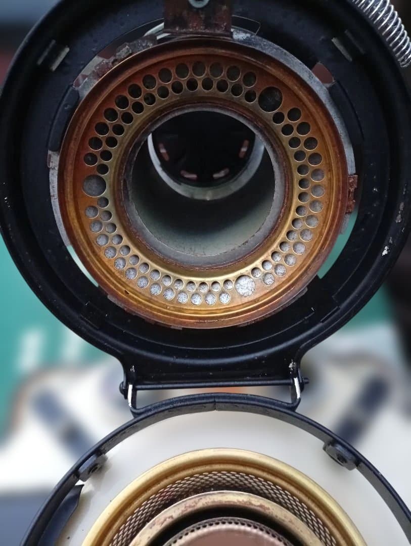 アラジンストーブ 純正品芯交換済 メンテナンス済です。耐熱塗装、取説付。