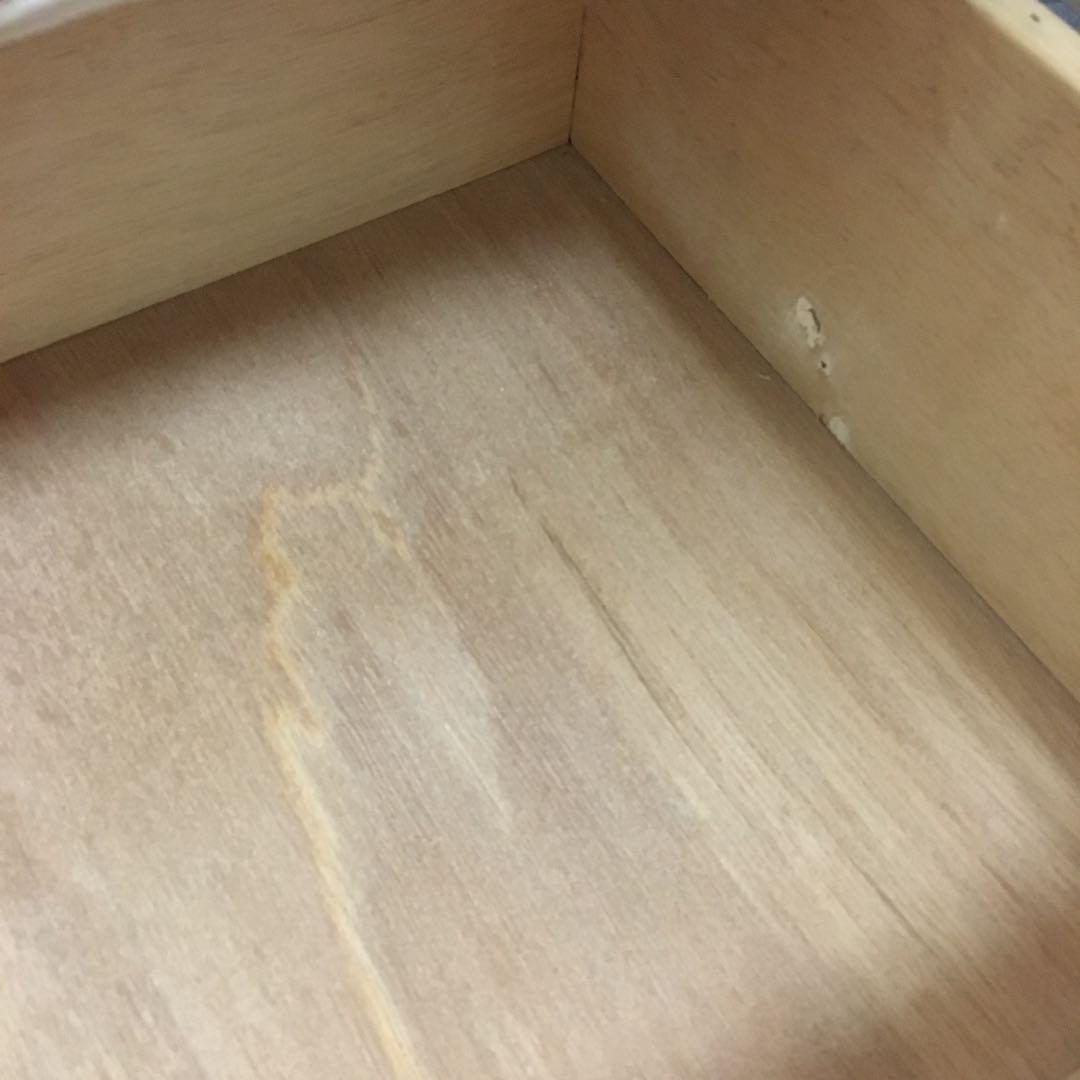 ヴィンテージ　ホワイトラタン 3段チェスト☆