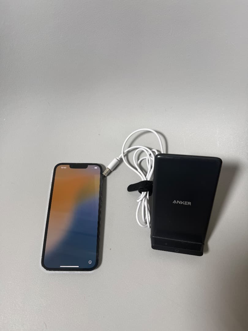 iPhone 13 Pro 256GB （SIMフリー）+ Anker充電器