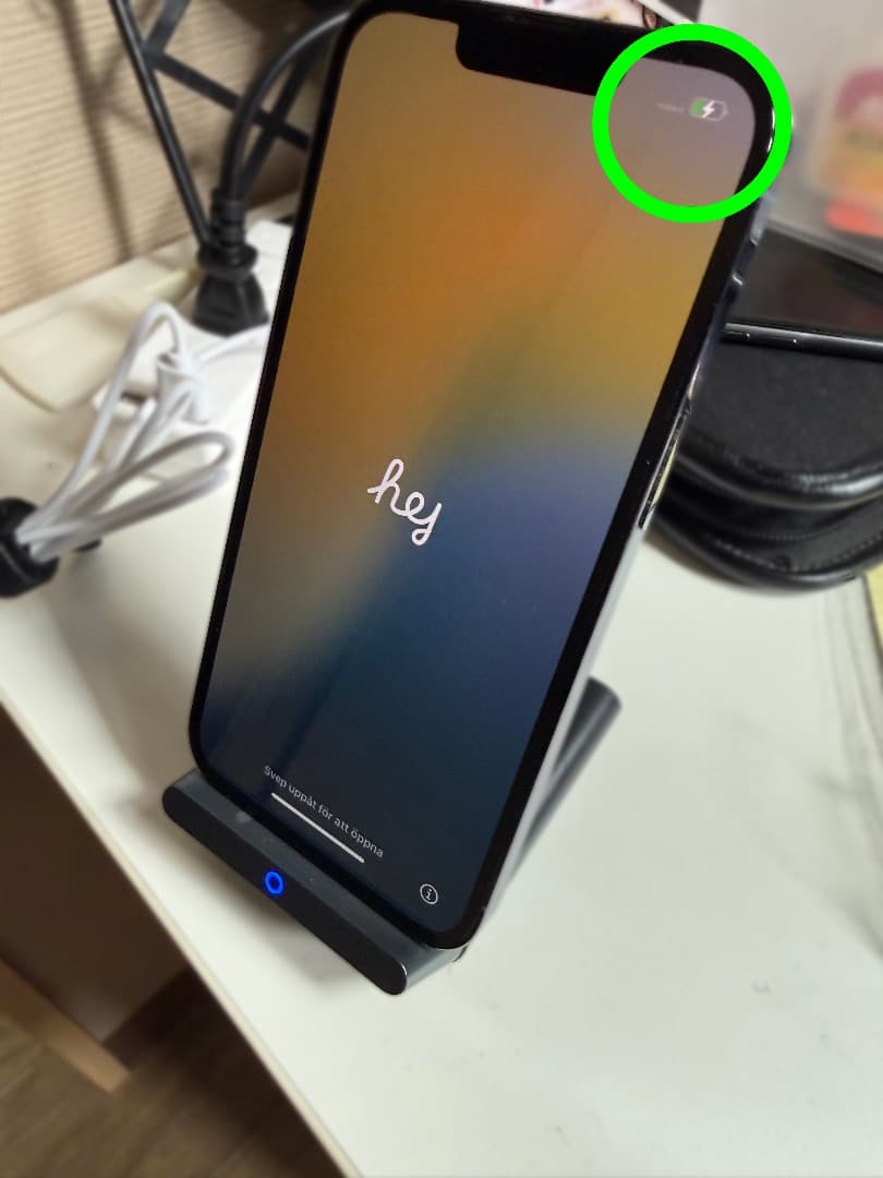 iPhone 13 Pro 256GB （SIMフリー）+ Anker充電器