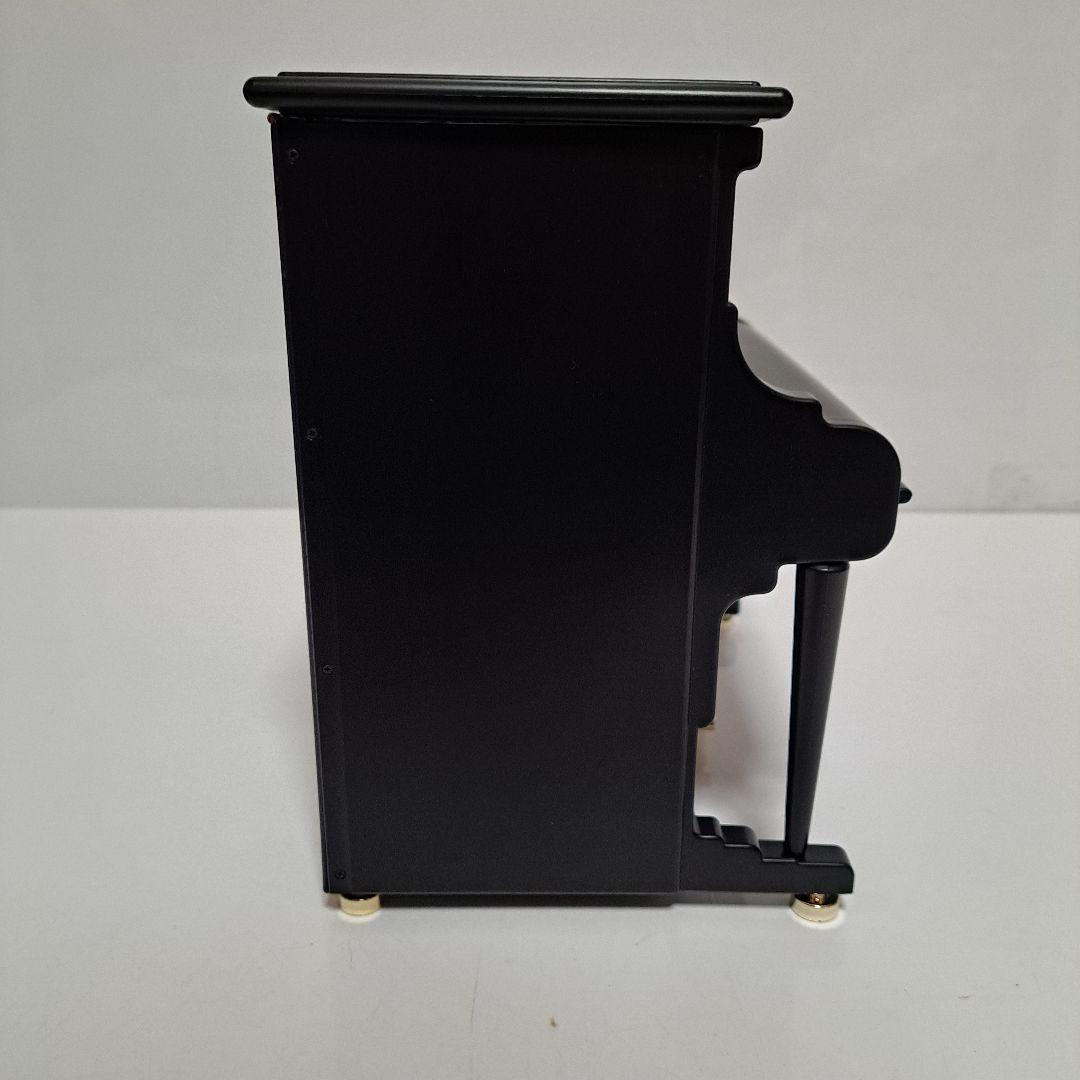 未使用　ビアノ型　ジュエリーボックス　小物入れ　オルゴール付き