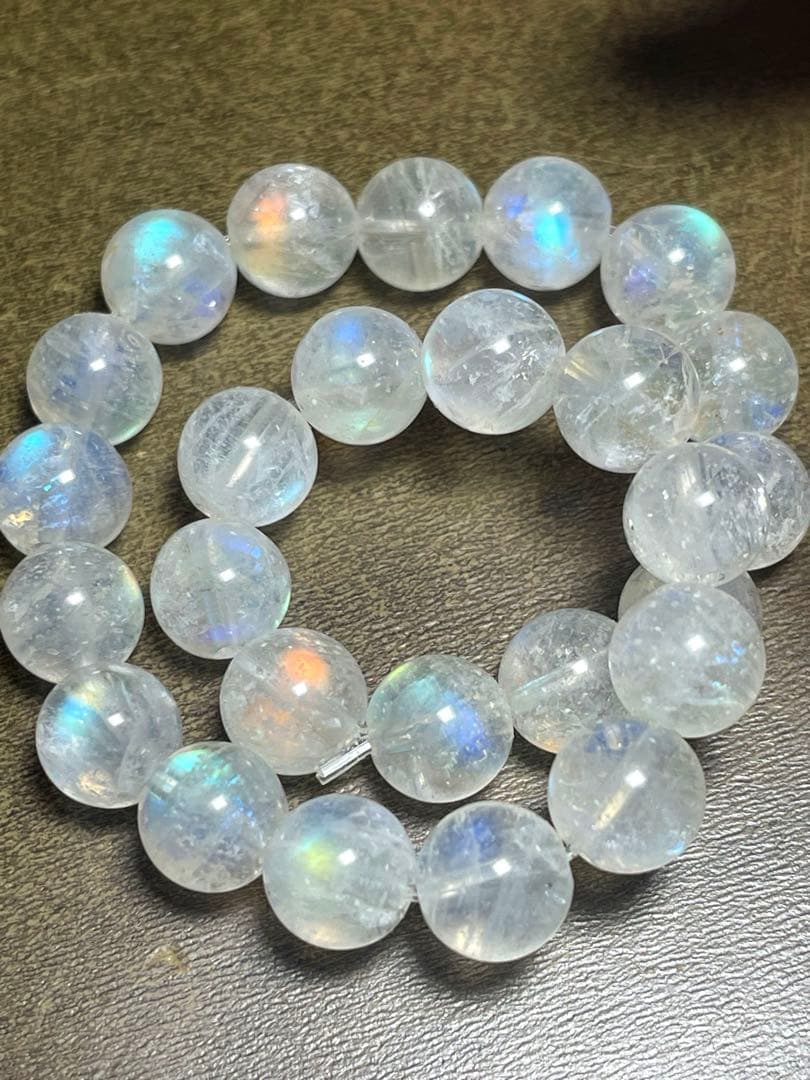 【新入荷】　レインボームーンストーン7㎜ブレス（新品）マダガスカル産虹色シラー②