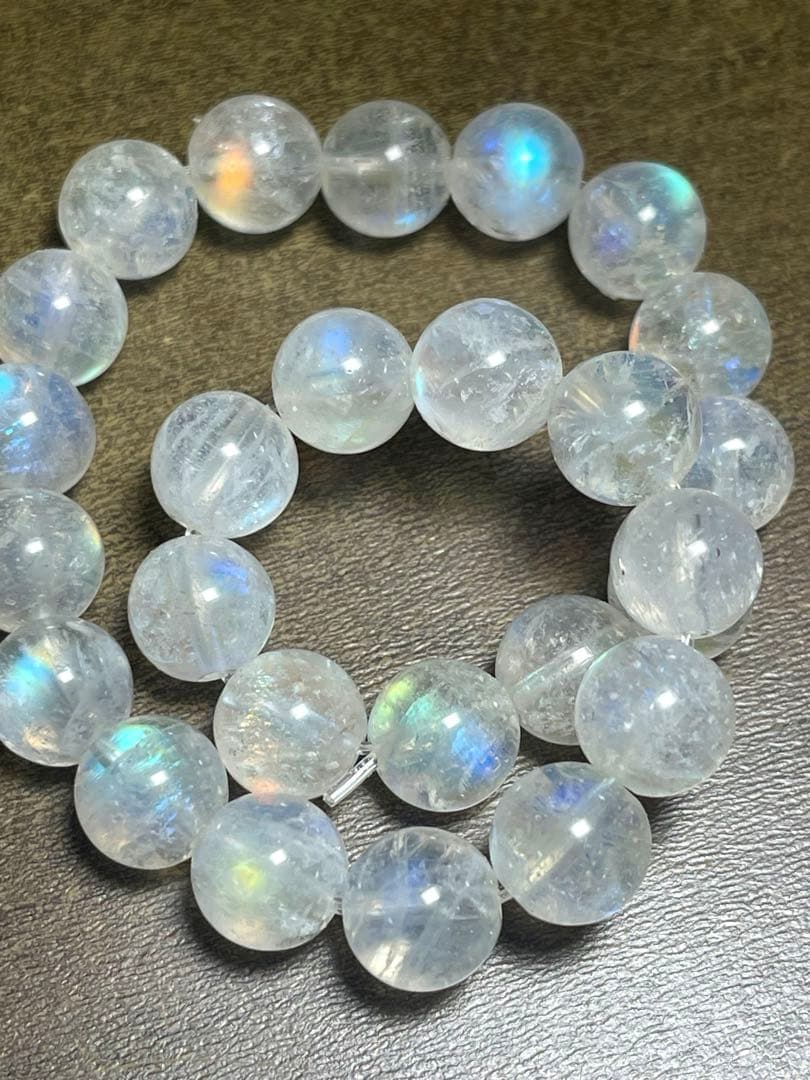 【新入荷】　レインボームーンストーン7㎜ブレス（新品）マダガスカル産虹色シラー②