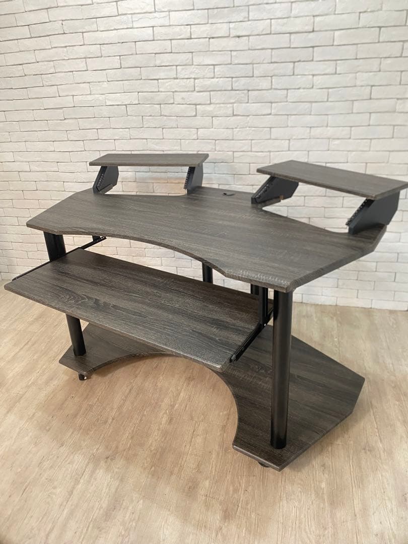 【東京都内23区配送無料】定価12万　ゲーミングデスク　PC パソコン　机