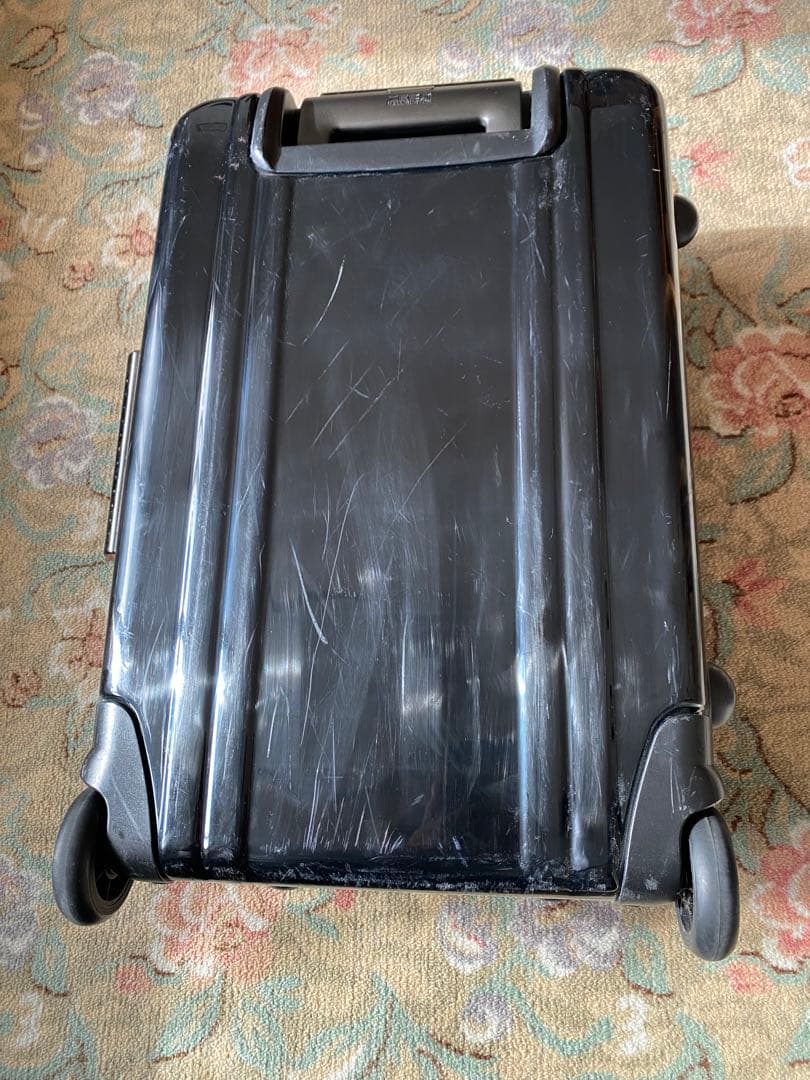 ZERO HALLIBURTON ゼロハリバートンスーツケース　ブラック　2輪
