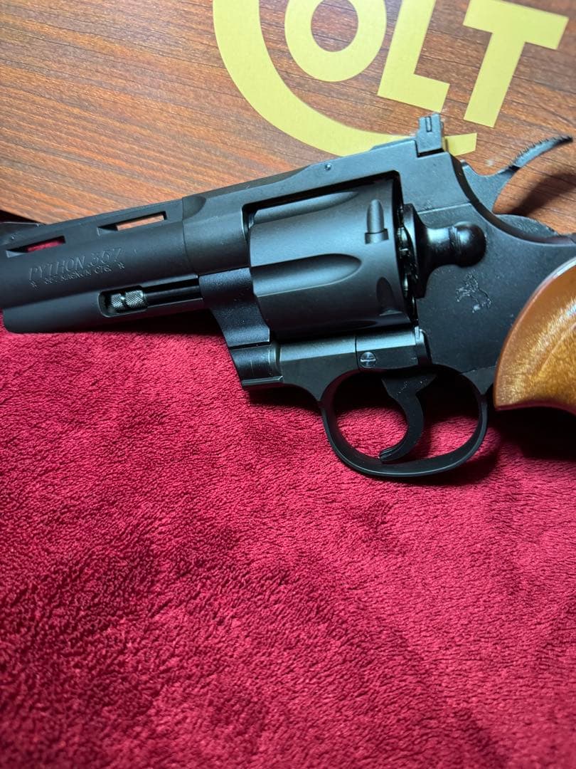 タナカ コルトパイソン.357 4インチ Rモデル　　 ヘビーウェイト