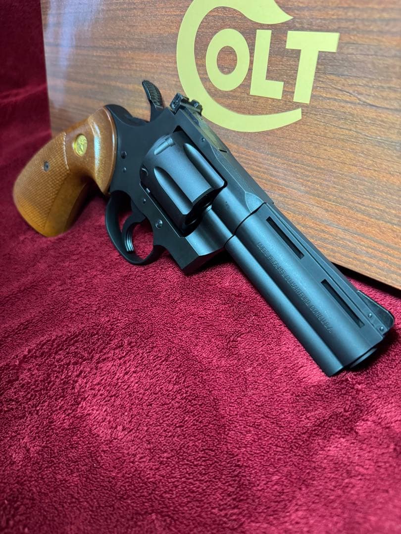 タナカ コルトパイソン.357 4インチ Rモデル　　 ヘビーウェイト