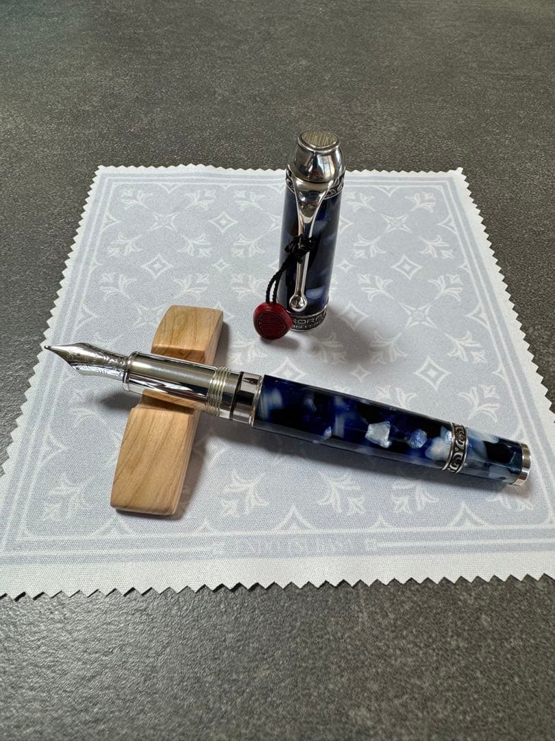 オチェアーノ・アトランティコ（大西洋） 万年筆（480本生産）字幅M