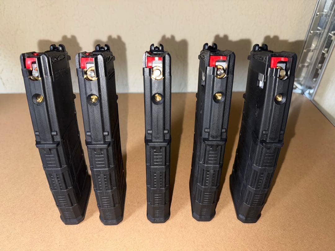 RELOAD VFC GBB CO2マガジン　m4用　5本