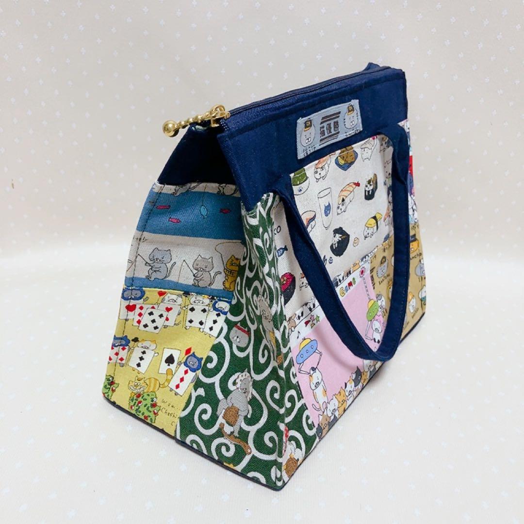 チャッピー。 テントポーチ パッチワーク猫生地 巾着付きトートバッグ