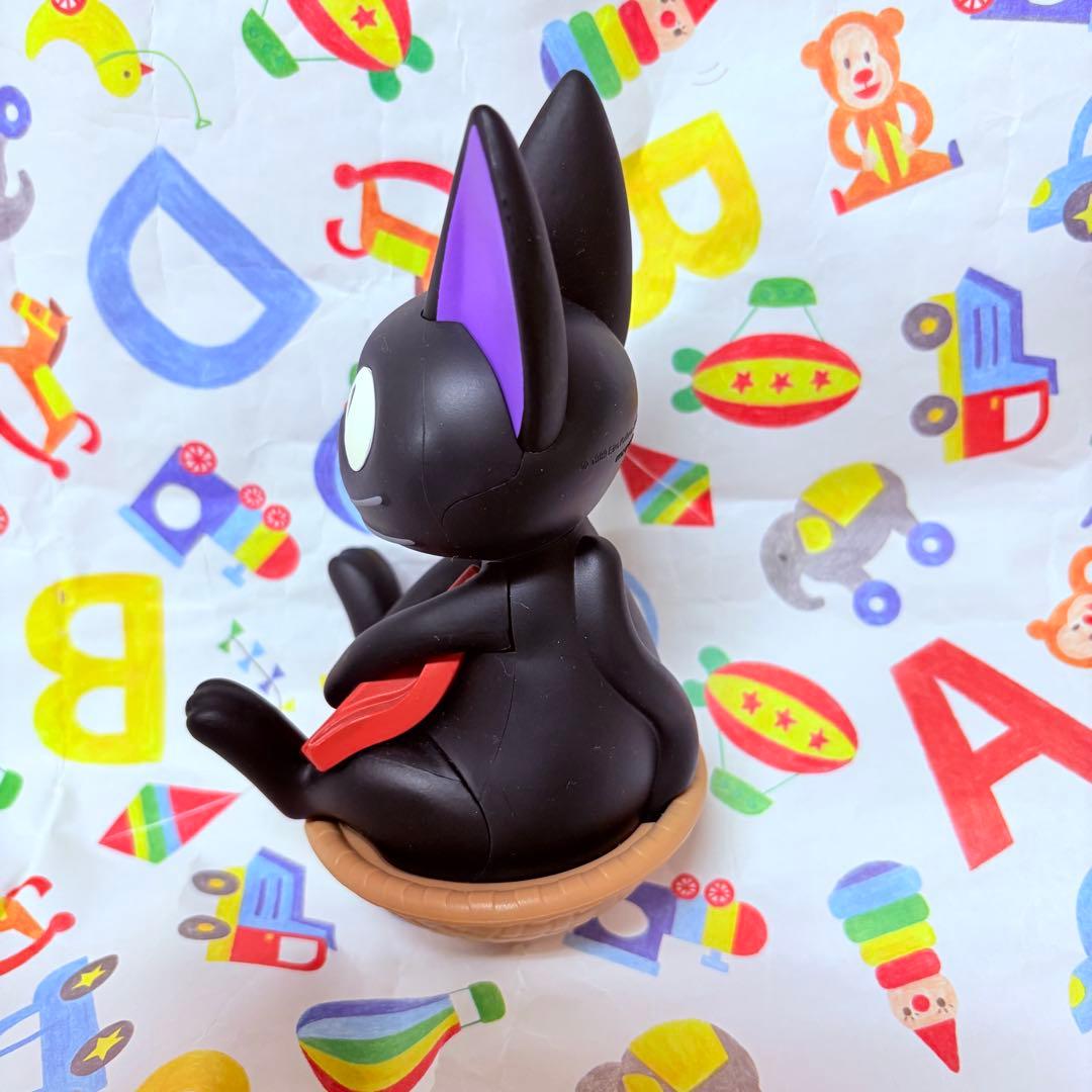 魔女の宅急便　ジジ　おおきくゆらゆら　おきあがちこぼし